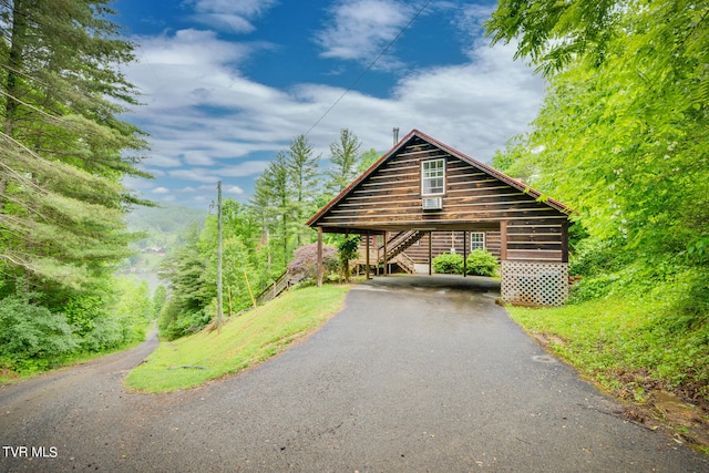 view of front of house