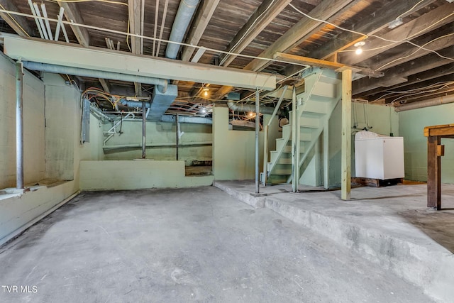 basement featuring washer / dryer