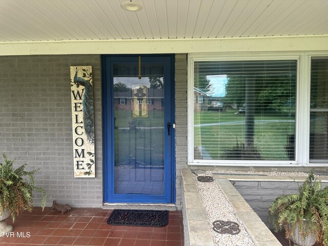 view of entrance to property