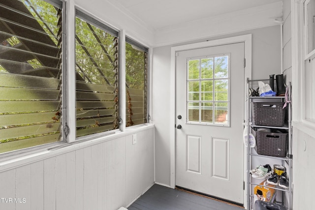 entryway featuring hardwood / wood-style floors