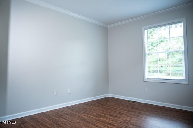 1466 Broad St, Elizabethton, TN 37643 - empty room featuring plenty of natural light, baseboards, and ornamental molding