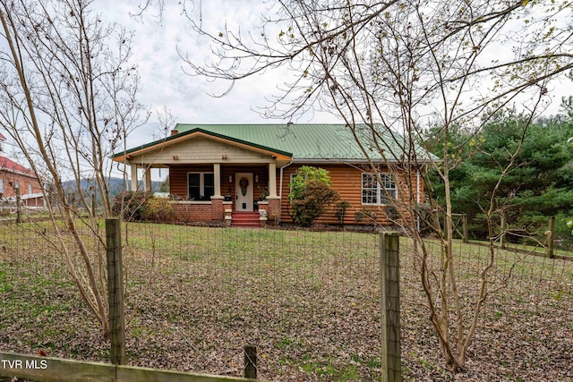 view of front of home with covered porch