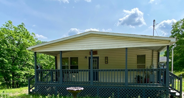 view of front of house with covered porch