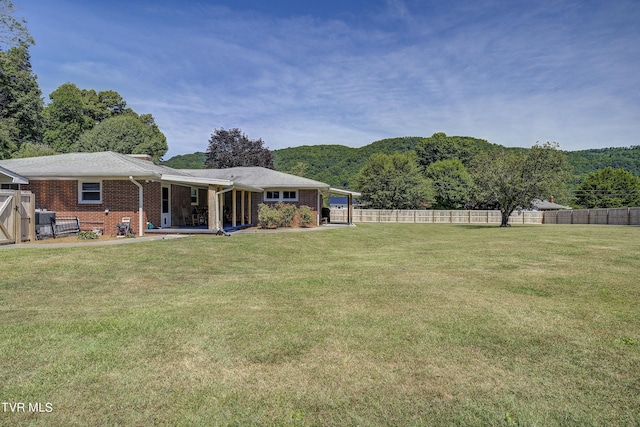 view of yard featuring a garage