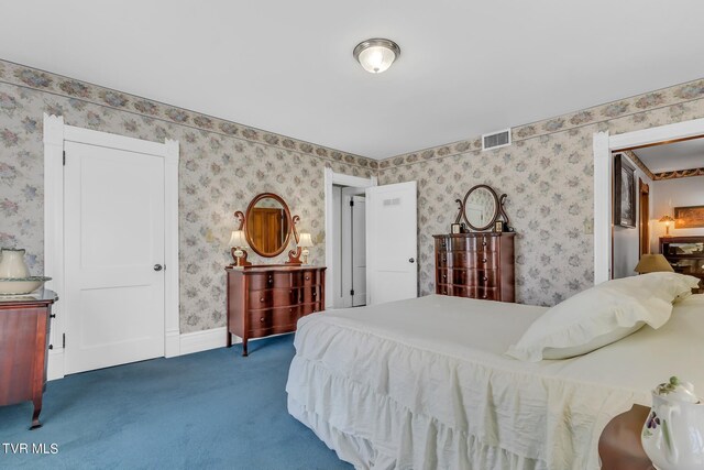 308 E Pearl Ave, Big Stone Gap, VA 24219 - bedroom with carpet floors and wallpapered walls
