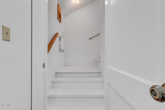 308 E Pearl Ave, Big Stone Gap, VA 24219 - view of stairs