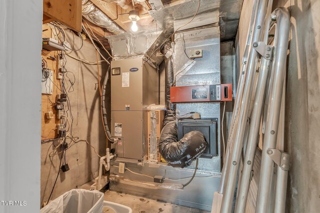 308 E Pearl Ave, Big Stone Gap, VA 24219 - view of utility room