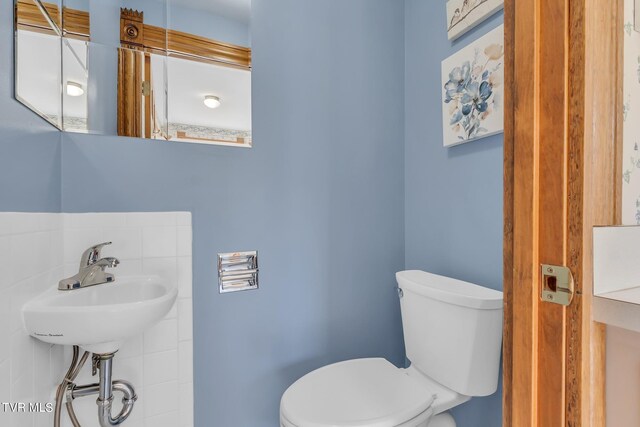 308 E Pearl Ave, Big Stone Gap, VA 24219 - bathroom with toilet