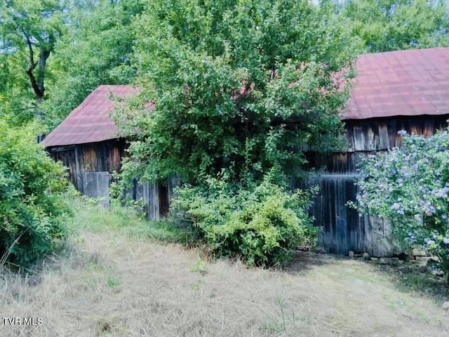 view of outdoor structure