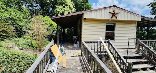 view of outbuilding