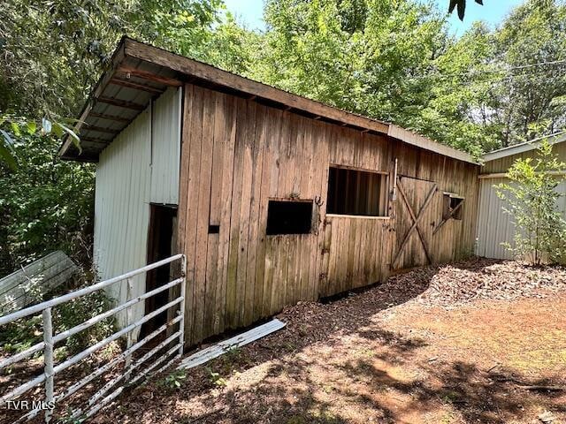 view of outbuilding