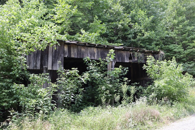 view of outdoor structure