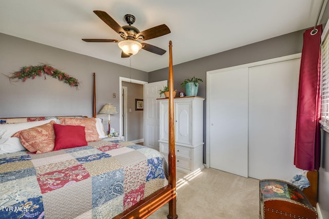 414 Beulah Church Dr, Kingsport, TN 37663 - bedroom with light colored carpet, a closet, and a ceiling fan