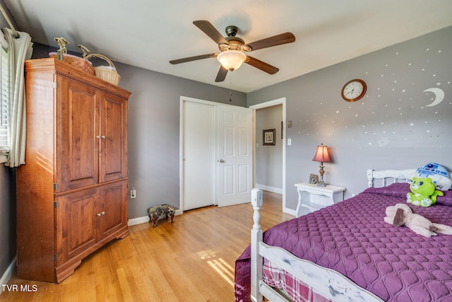 414 Beulah Church Dr, Kingsport, TN 37663 - bedroom with baseboards, ceiling fan, and light wood-type flooring
