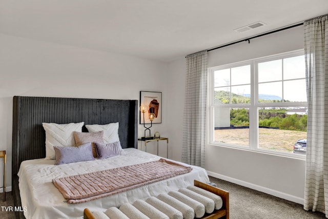 bedroom with carpet