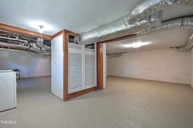 basement with washer / dryer