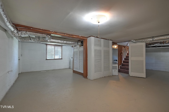 basement with washer / clothes dryer