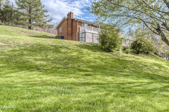 172 Lee Ave, Lebanon, VA 24266 - view of yard featuring a balcony and central air condition unit