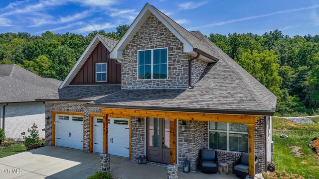 view of front of house with a garage