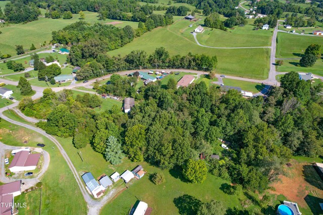 744 Ridge Dr, Piney Flats, TN 37686 - photo 11