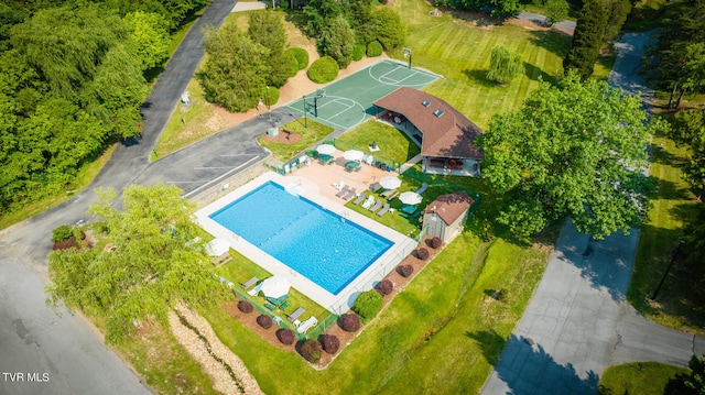 birds eye view of property