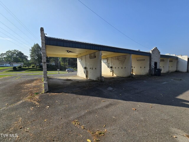 1708 Volunteer Pkwy, Bristol, TN 37620