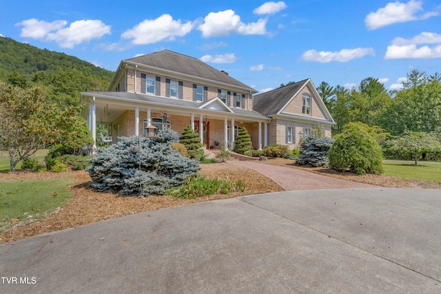 view of front of house featuring covered porch