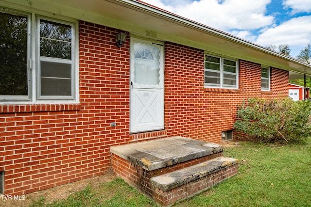 exterior space featuring a lawn