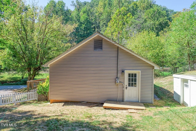 exterior space featuring a lawn