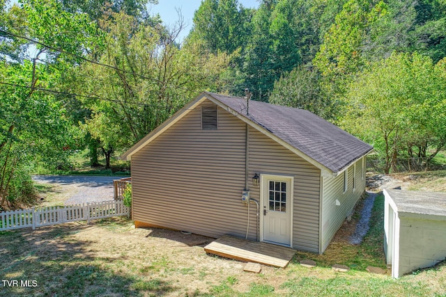 view of outbuilding