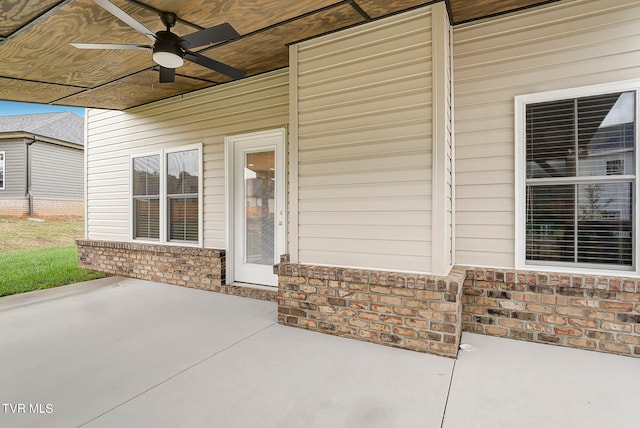 view of patio with ceiling fan