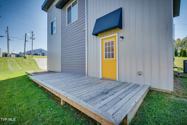 deck with a lawn