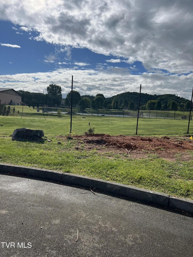 362 Monroe Dr, Bristol, TN 37620