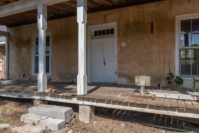 view of doorway to property