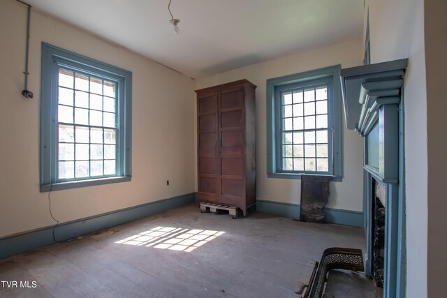 2666 Main St, Surgoinsville, TN 37873 - empty room featuring baseboards