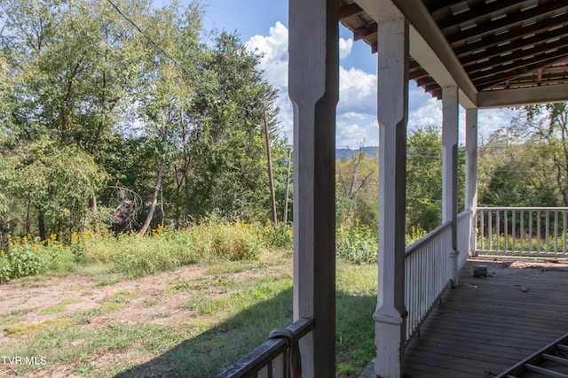 2666 Main St, Surgoinsville, TN 37873 - view of deck