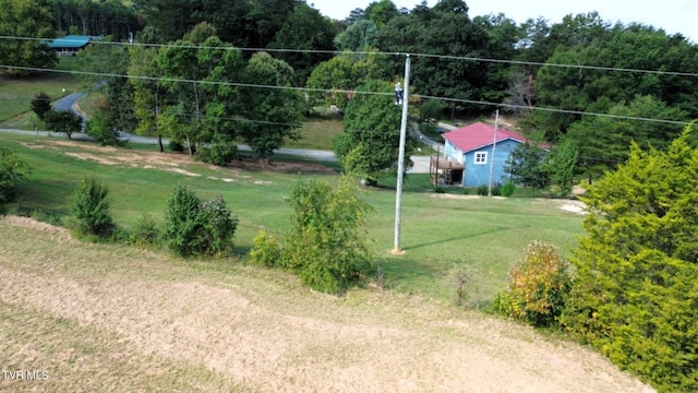 exterior space featuring a yard