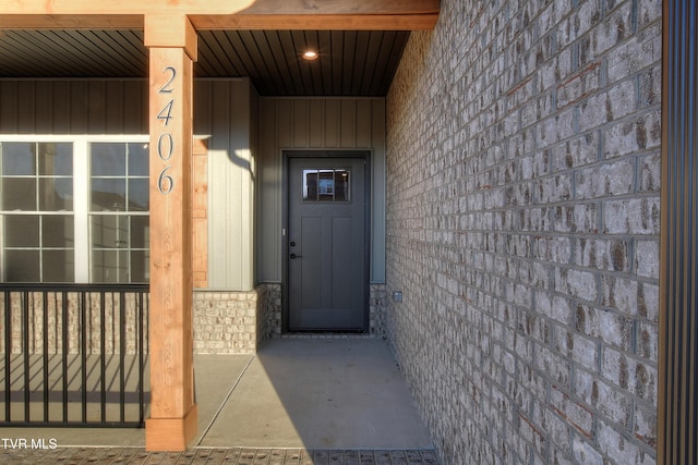 view of entrance to property