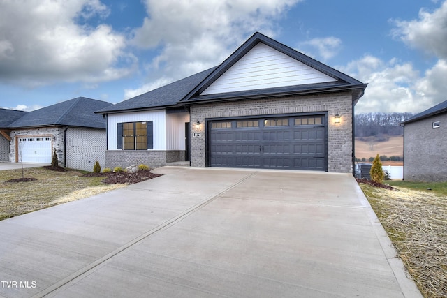 view of front of house featuring a garage