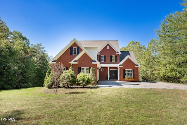 view of front of house with a front yard