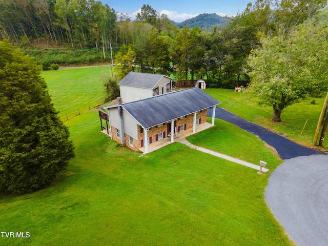 bird's eye view featuring a mountain view