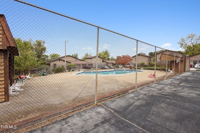 506 Pilgrim Ct Unit B, Johnson City, TN 37601 - pool with a patio area