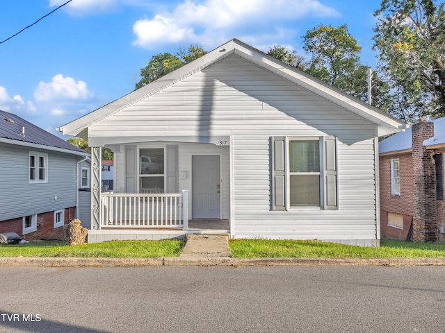 bungalow featuring covered porch