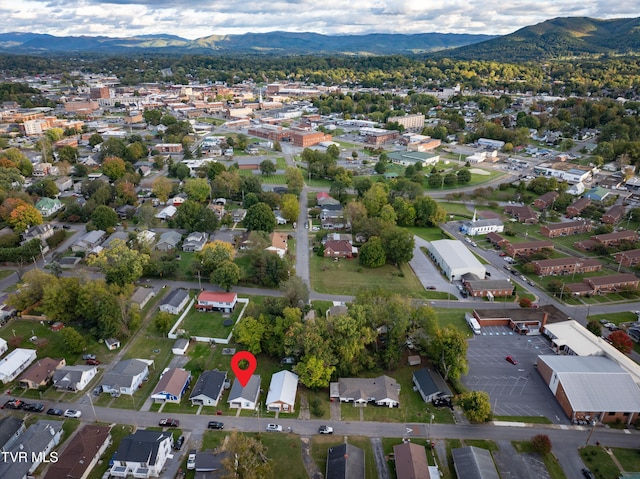 bird's eye view with a mountain view