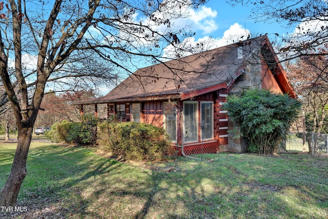 exterior space featuring a lawn