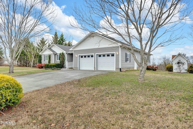 view of front facade featuring a front yard and a garage