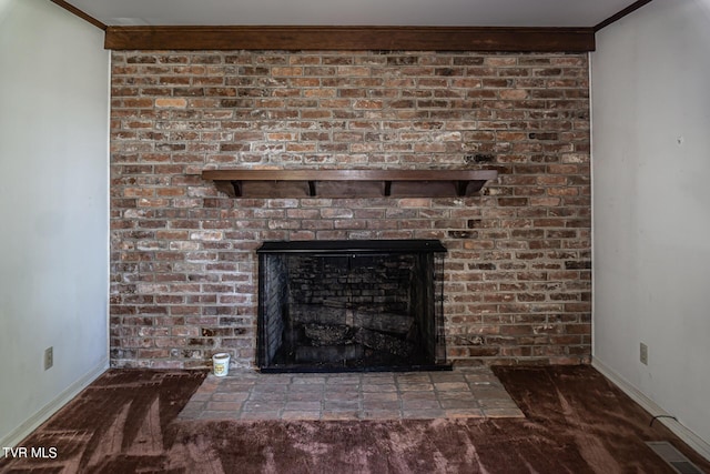 1021 Tusculum Blvd, Greeneville, TN 37745 - details with crown molding, visible vents, baseboards, and a fireplace