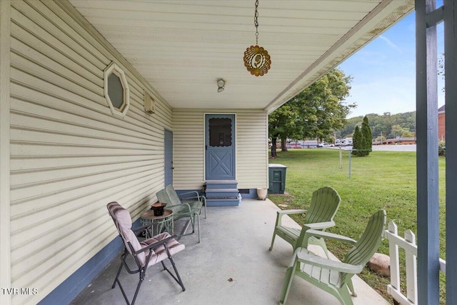 1312 Happy Valley St, Elizabethton, TN 37643 - view of patio with entry steps