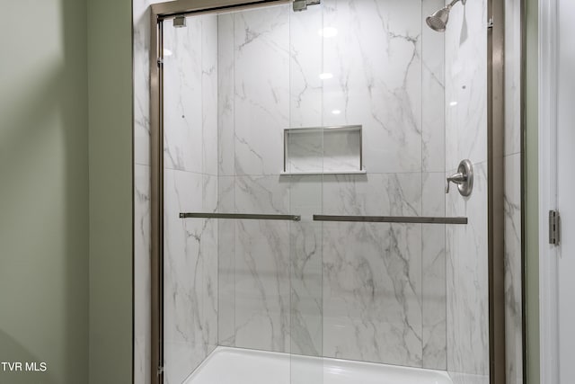 1608 E Fairview Ave, Johnson City, TN 37601 - full bath featuring a marble finish shower