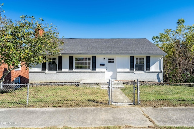 ranch-style home with a front yard